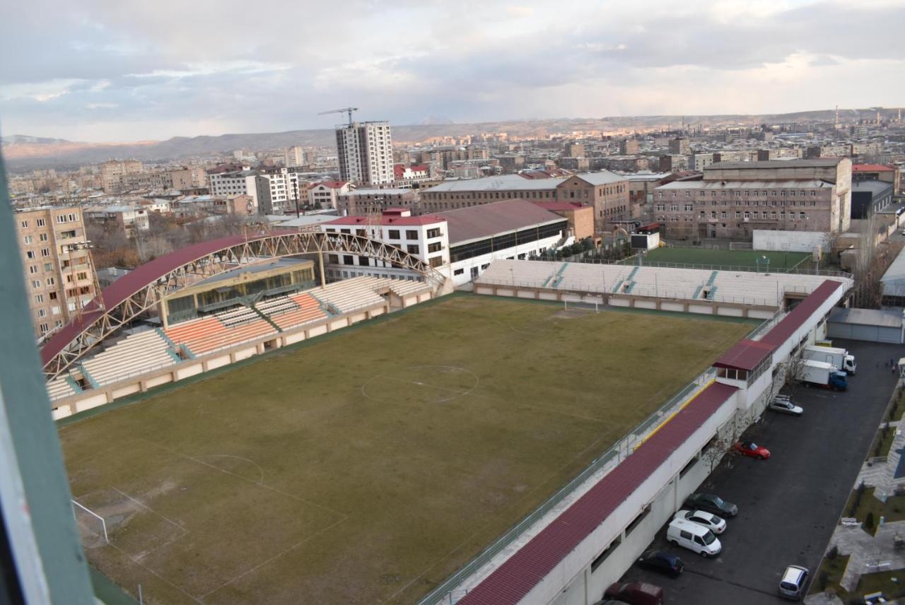 Loft Apartment In Yerevan Exterior photo